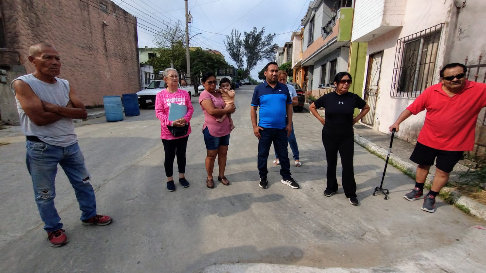 1 VECINOS
