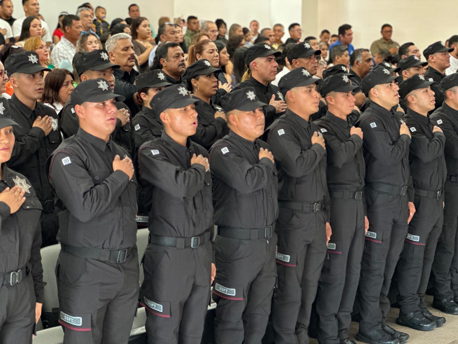 3 CADETES