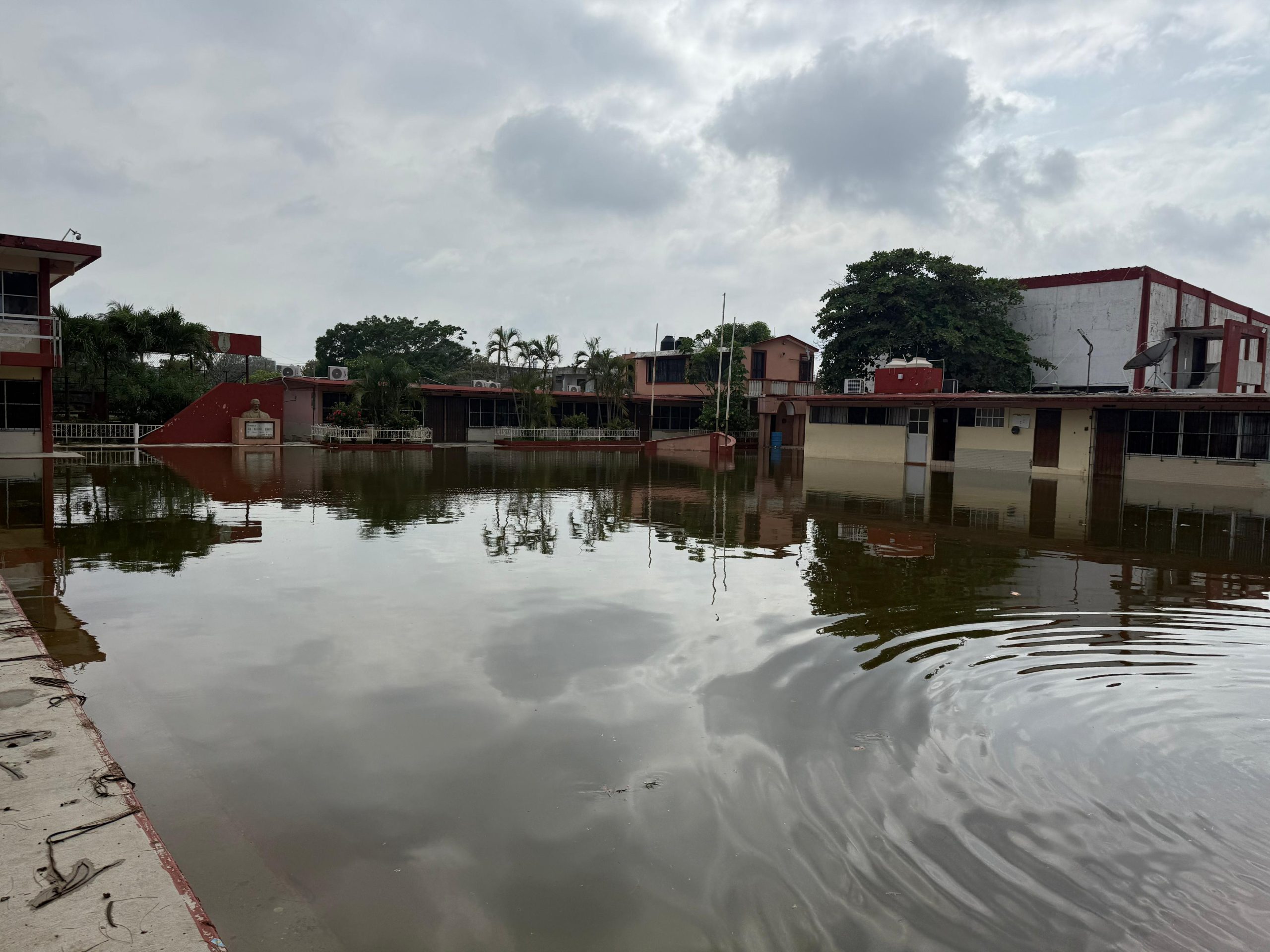 2 ESCUELAS