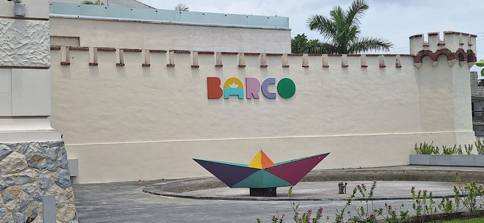 1 BARCO