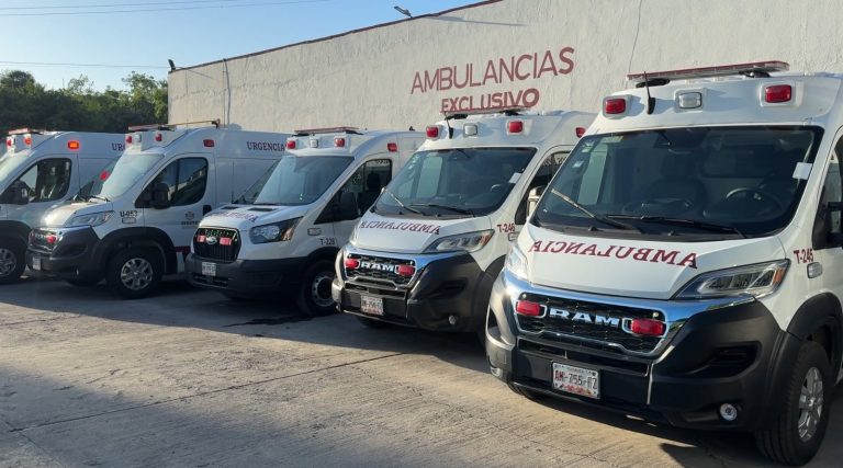 2 AMBULANCIAS