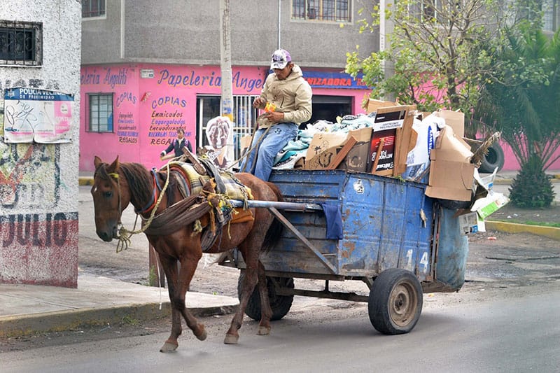 2 CARRETONEROS