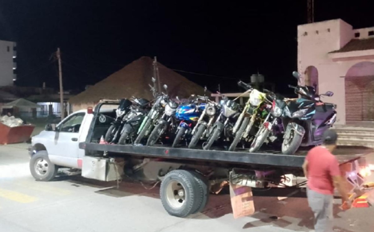 Motos