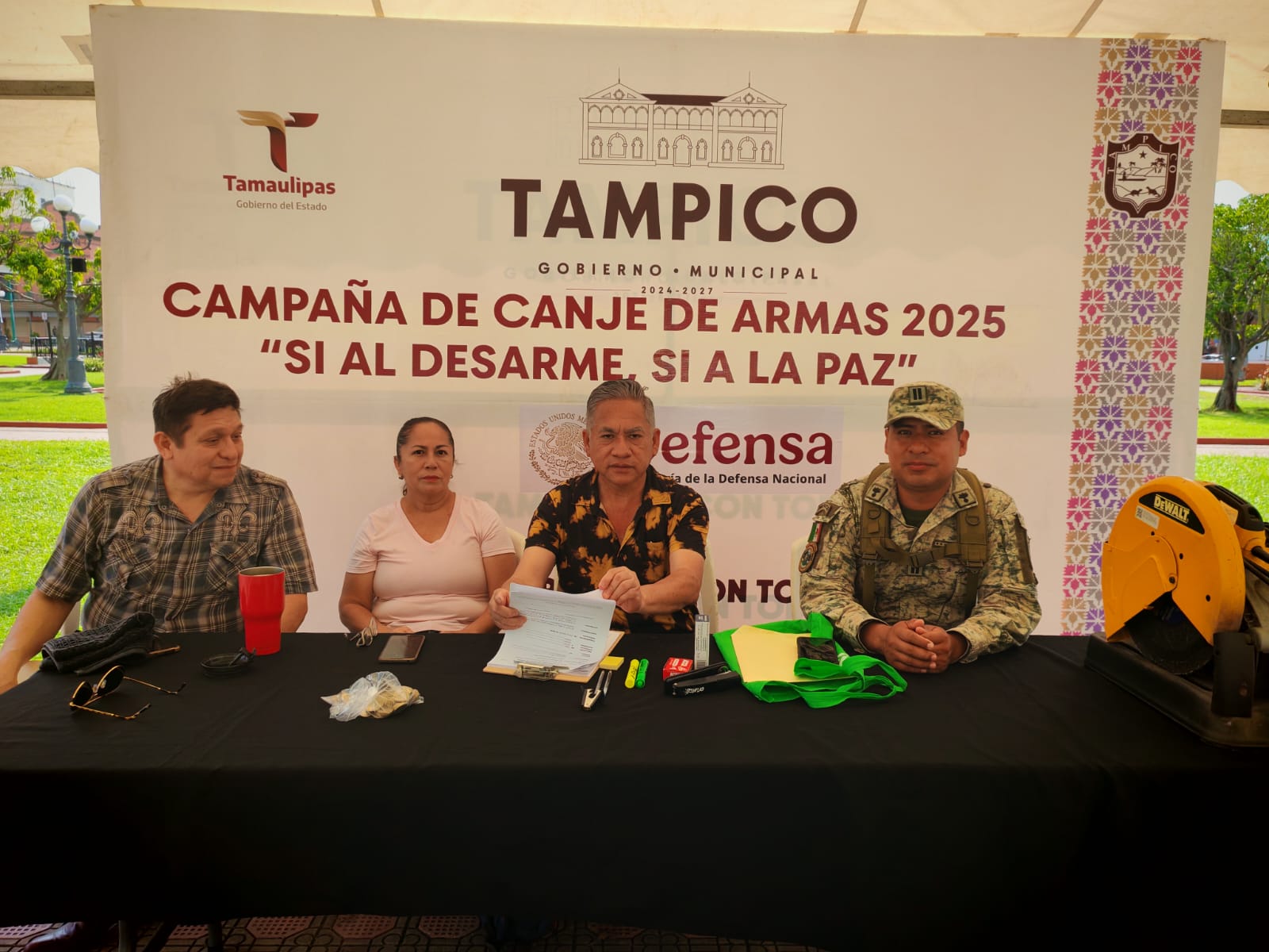 1 ARMAS