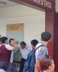 1 SUSPENDIDO
