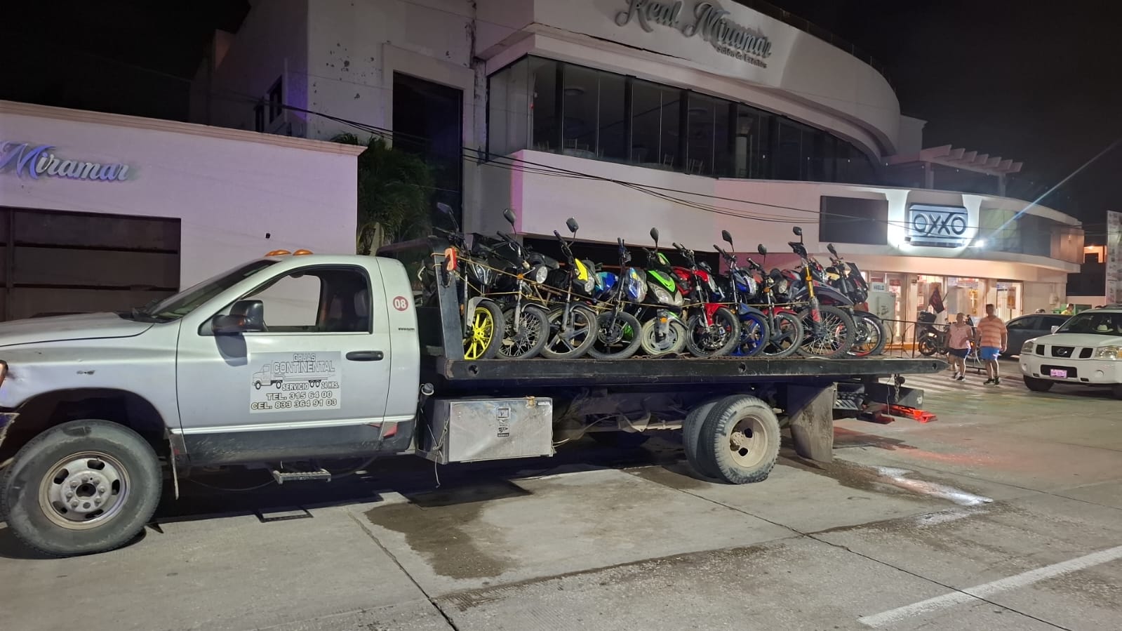 3 MOTOCICLETAS