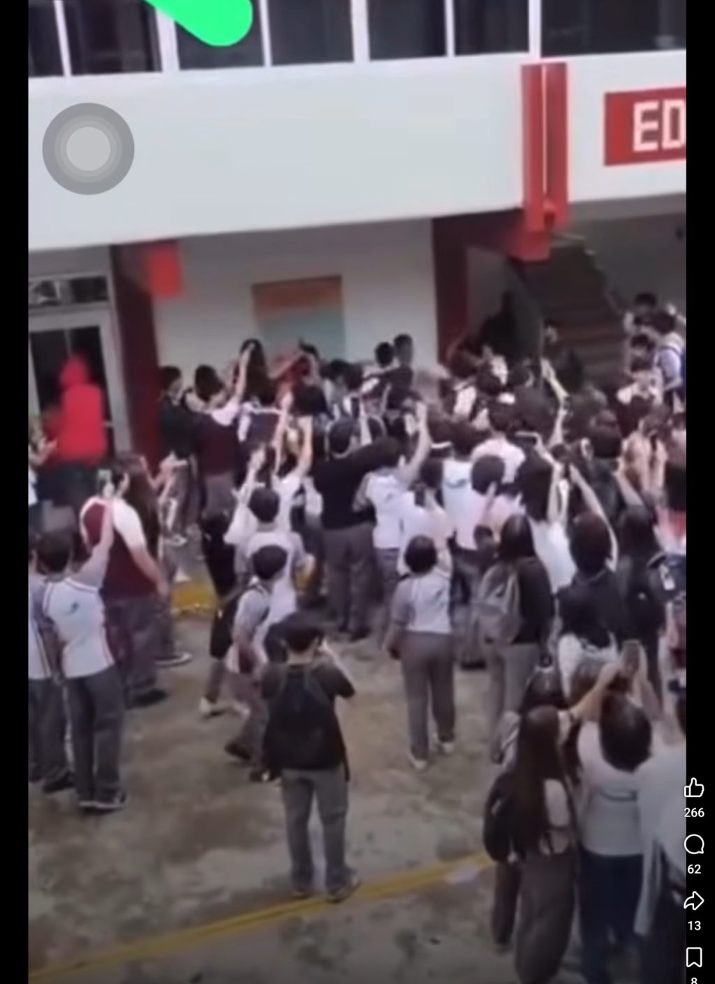 Screenshot_20250917_224642_Facebook