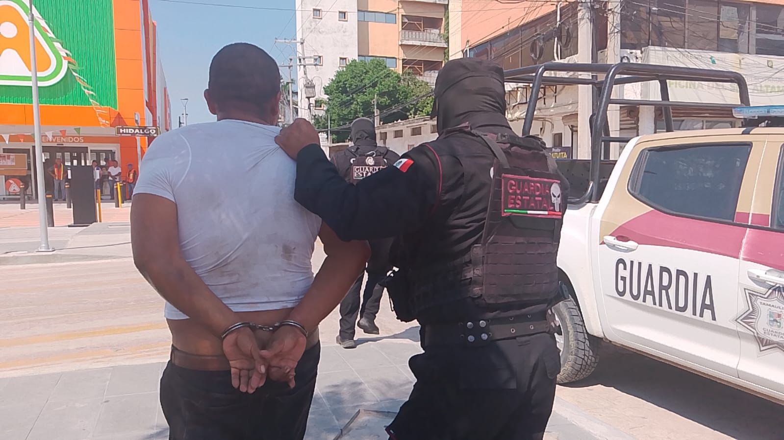 1 POLICIA