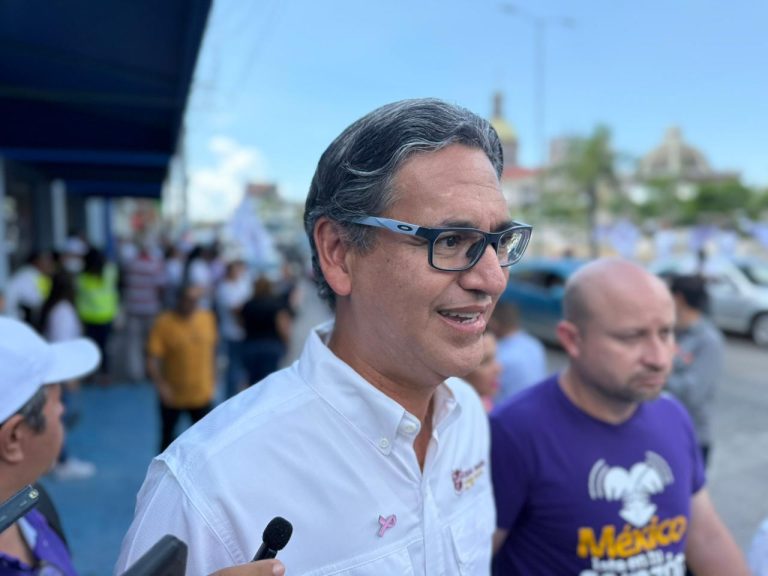 2 FUNCIONARIOS