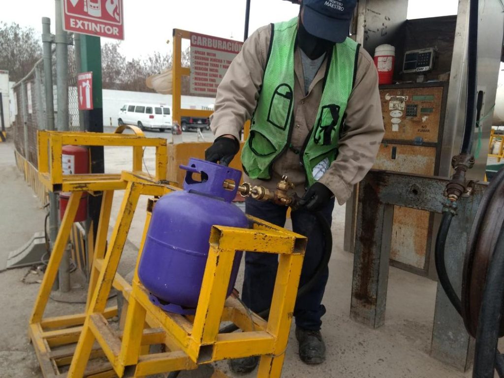 2 GAS