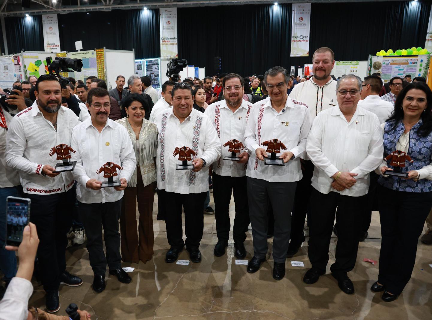 1 RECONOCIMIENTO