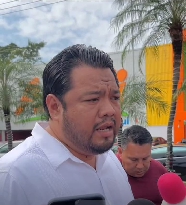 2 DIPUTADOS