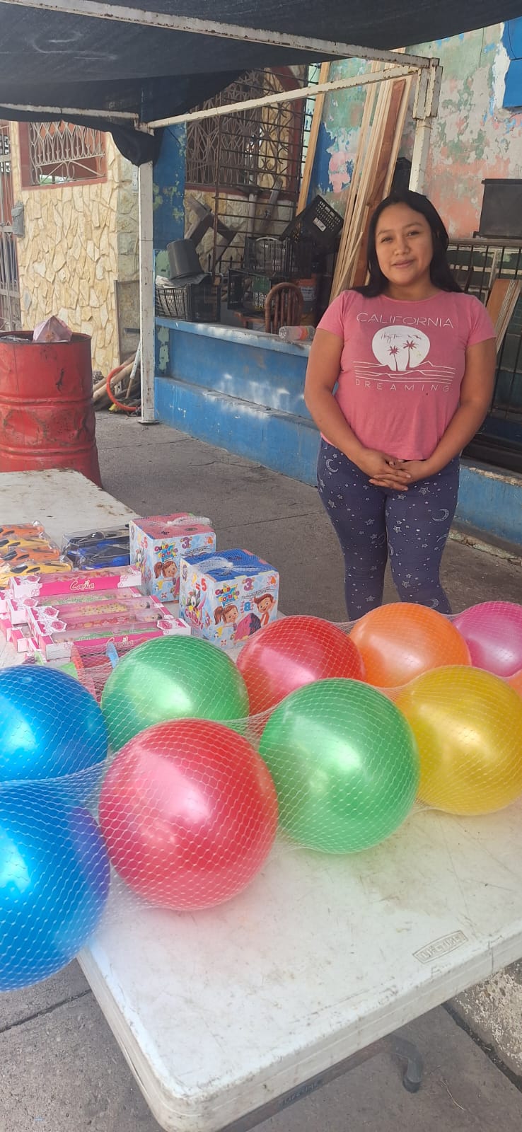 3 JUGUETES