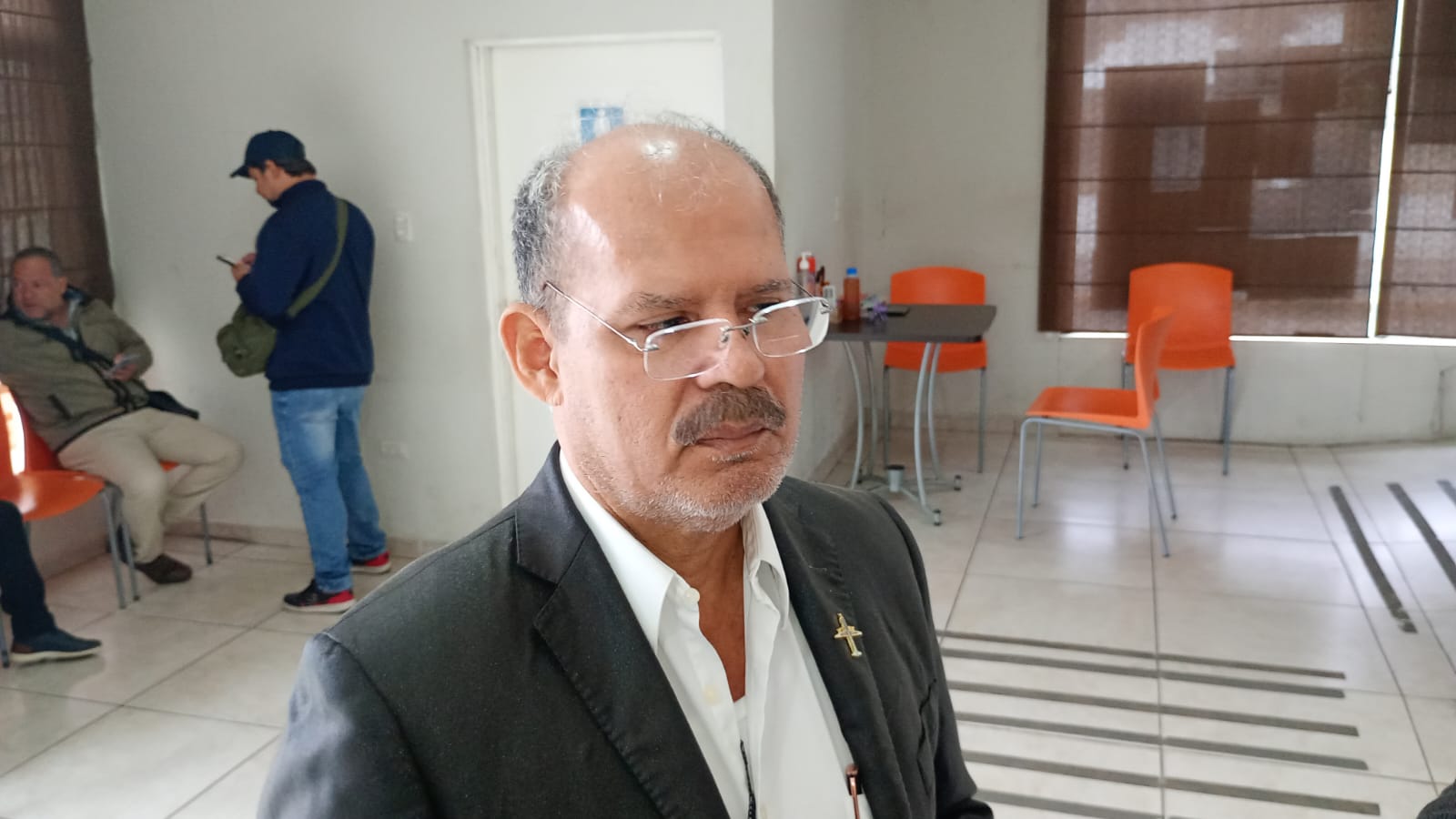 3 NECESARIO