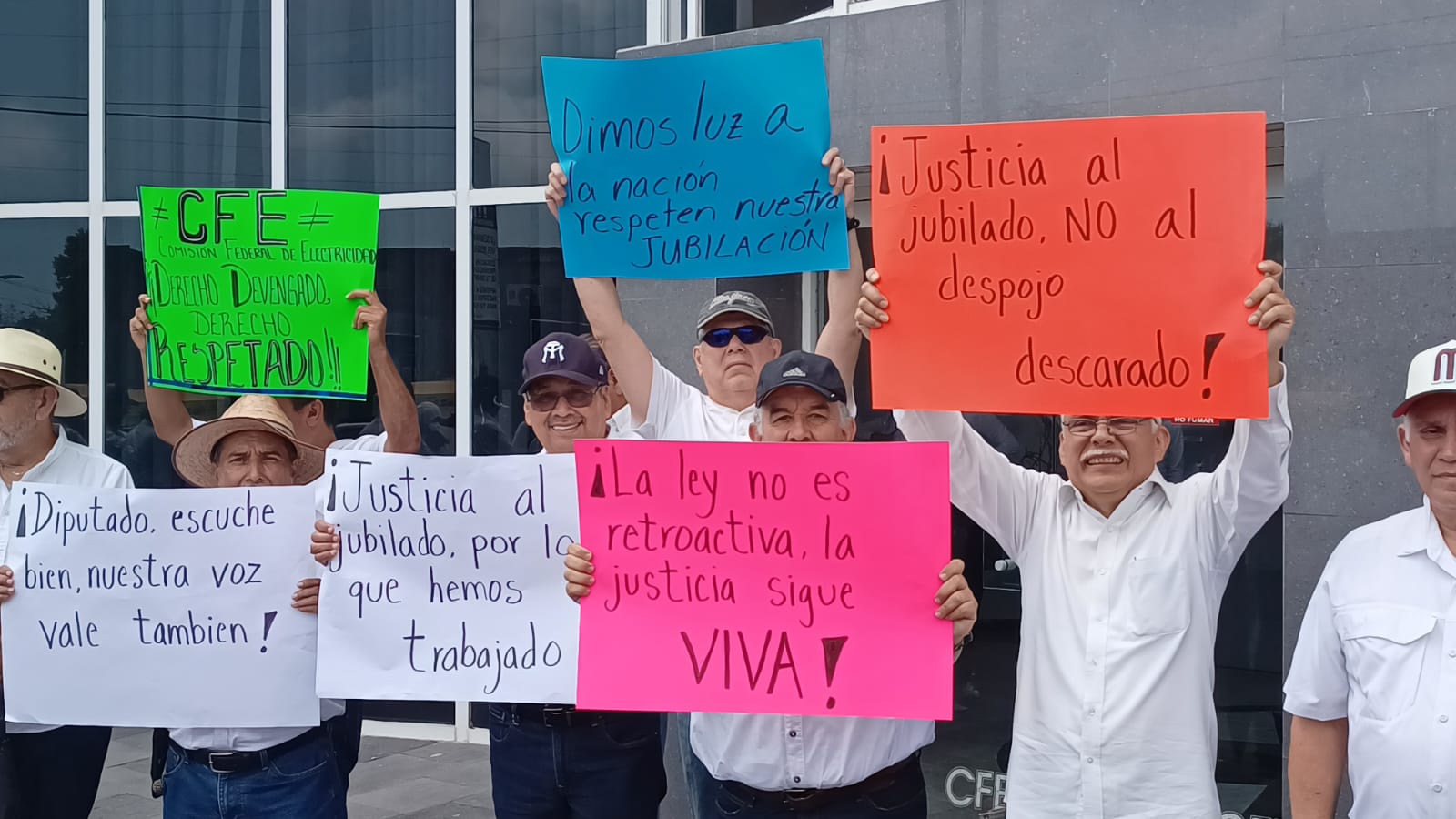 1 PENSIONADOS