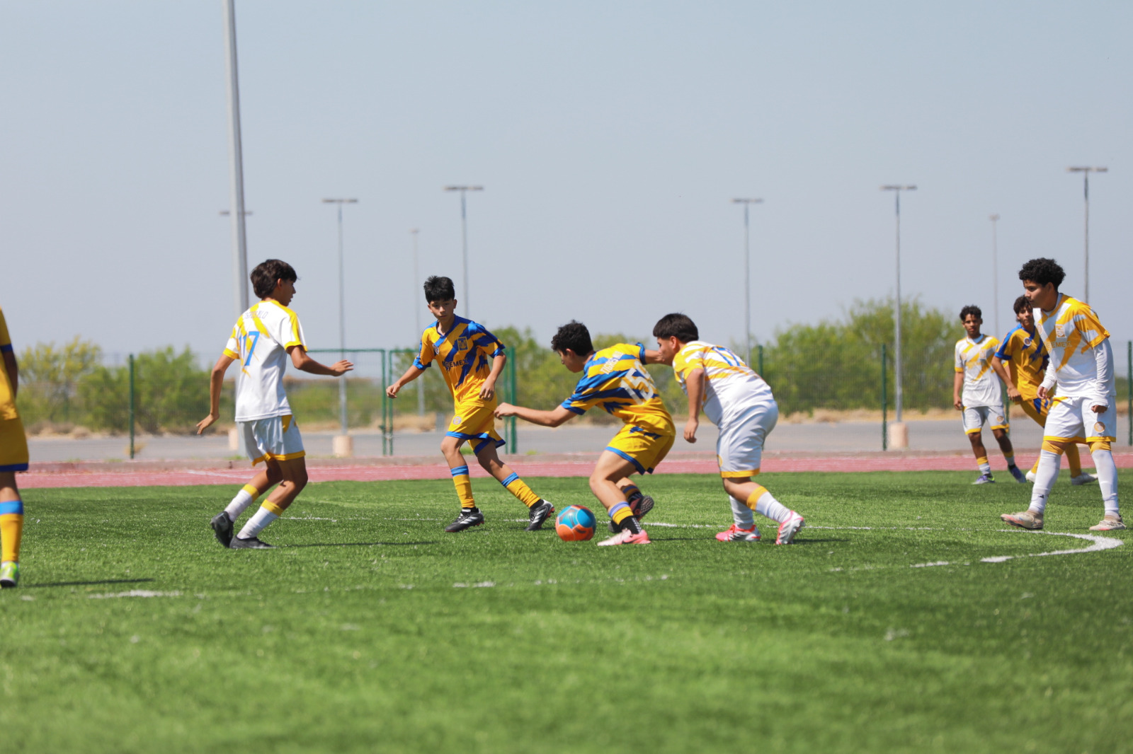 2 MUNDIALITO