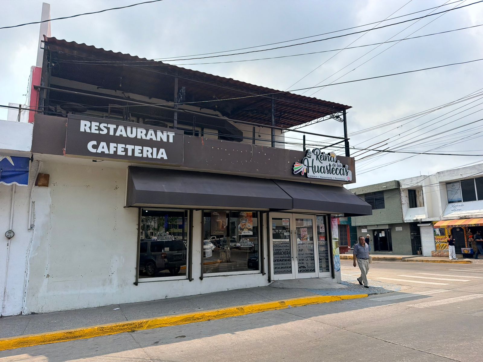 2 RESTAURANTEROS