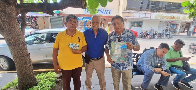 2 VOCEADORES