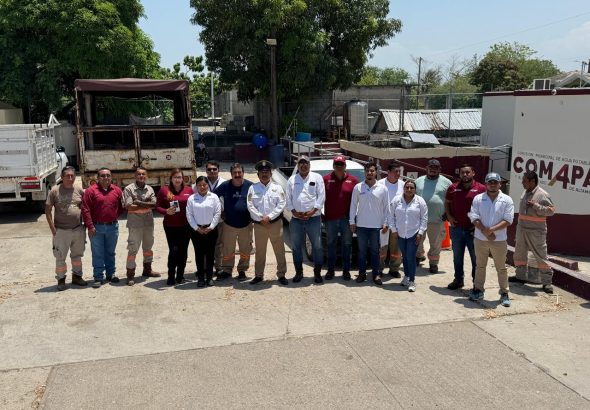 1 EMPLEADOS