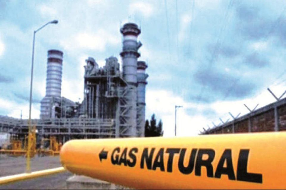 Gas